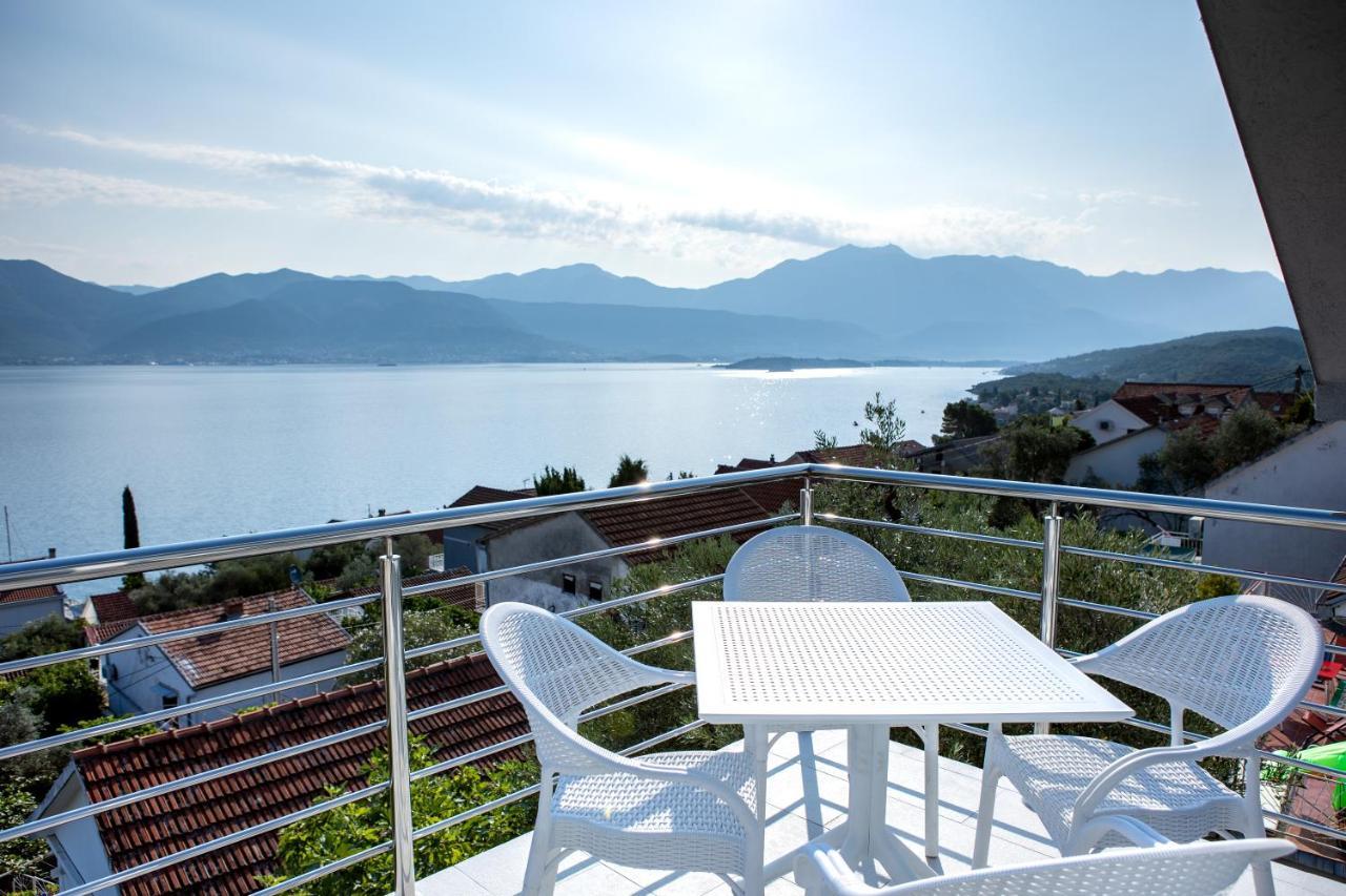 Boka 2 Apartment Krasići Ngoại thất bức ảnh